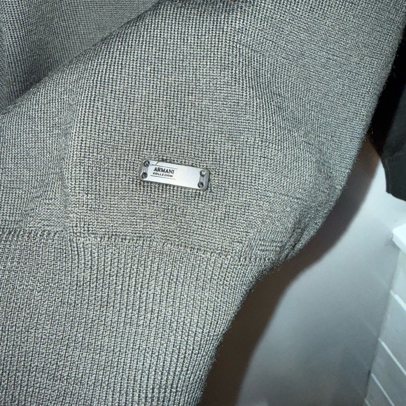 Armani Collezioni V-Neck Sweater Mens S olive green Minimalist Designer Knit - Picture 4 of 4